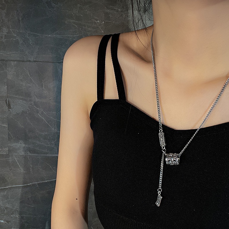 Kalung Rantai Liontin Sempoa Bahan Titanium Steel Warna Silver Gaya Retro Untuk Wanita