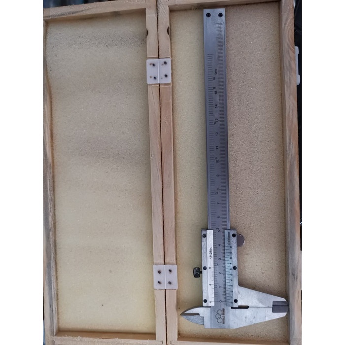 

Sigmat Caliper Jangka Sorong 150 Mm 6 Inch Manual Box Kayu Termurah