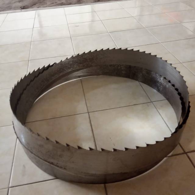 Pita Gergaji Selendang ( Bandsaw Blade )
