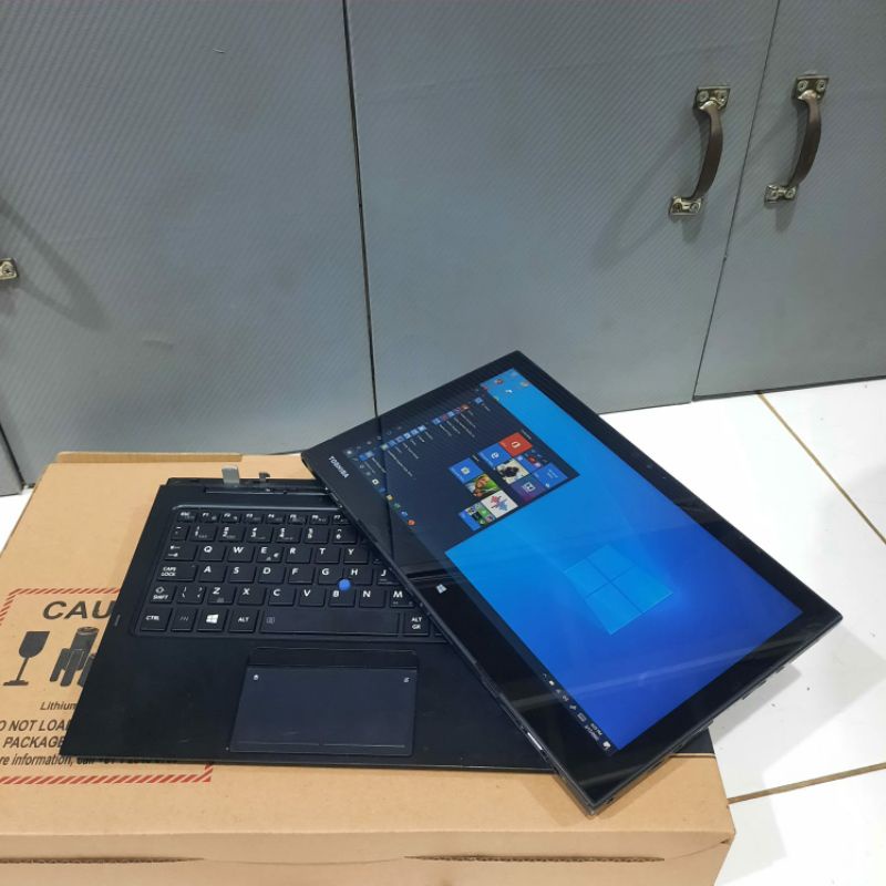 Laptop 2 in 1 Toshiba Portege Z20T Ram 8GB SSD 256GB Tablet Touchscreen Full HD IPS Windows 10-2