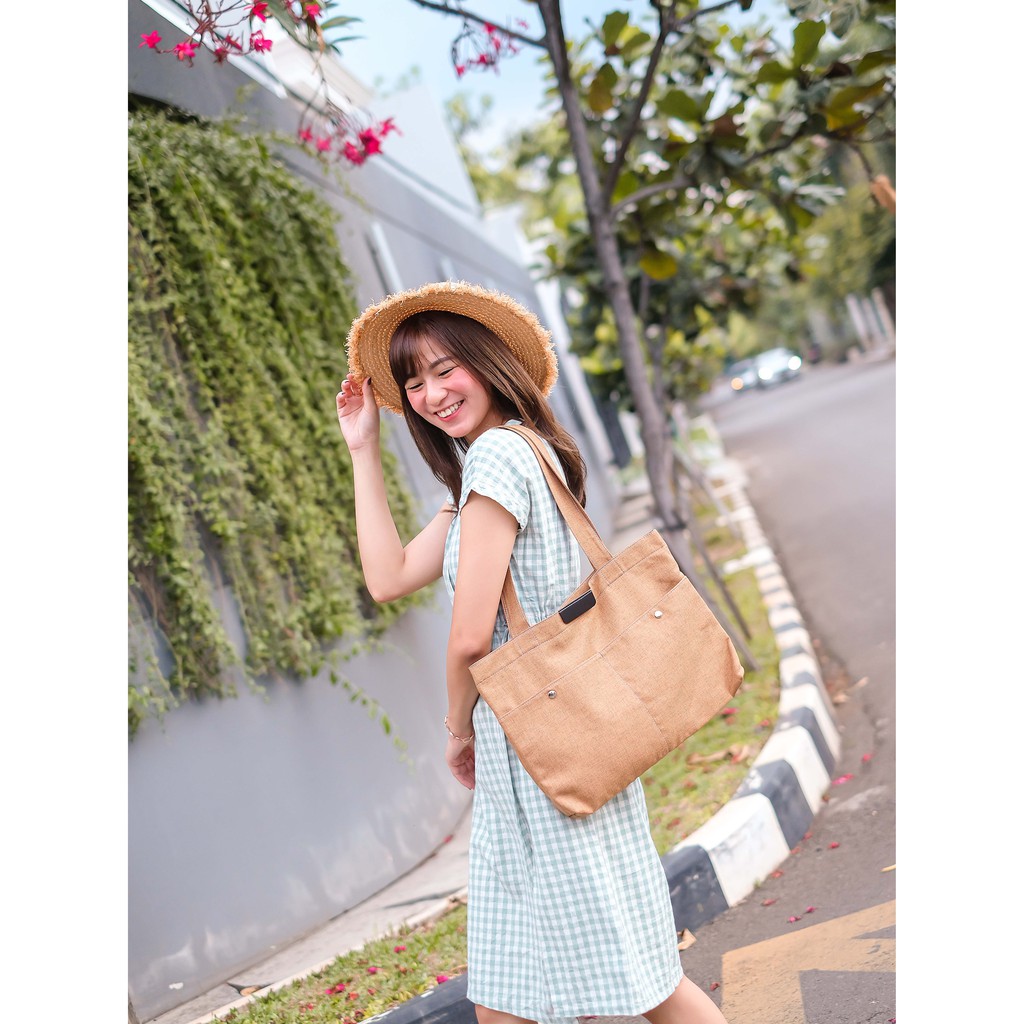 Tela Canvas Totebag by Nonataliashop (Free Inisial 2 Huruf)