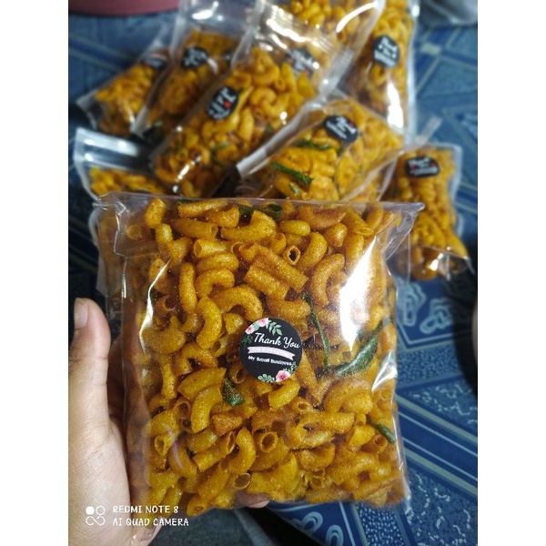 

MAKARONI EXTRA PEDAS DAUN JERUK