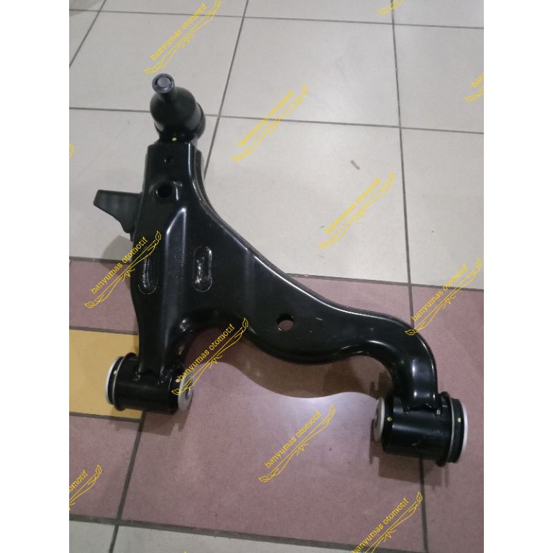 LOWER ARM KEPAK ARM LENGAN ARM TOYOTA INNOVA BALL JOINT LOWER ARM INNOVA INOVA