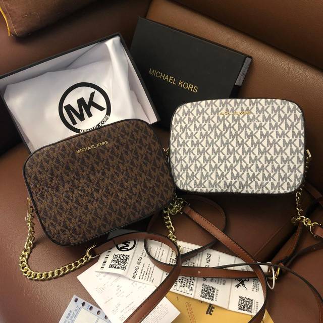 MK SLING CAMERA BAG FREE BOX