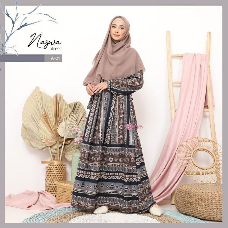 NAZWA DRESS BY ZIZARA