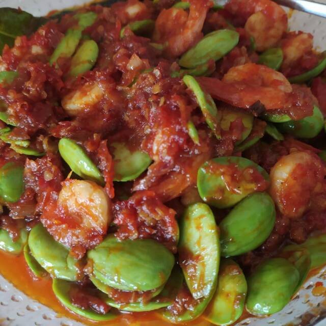 

Sambel Pete Udang 100% Halal Homemade Dijamin Fresh Tanpa Pengawet - 200 Gram