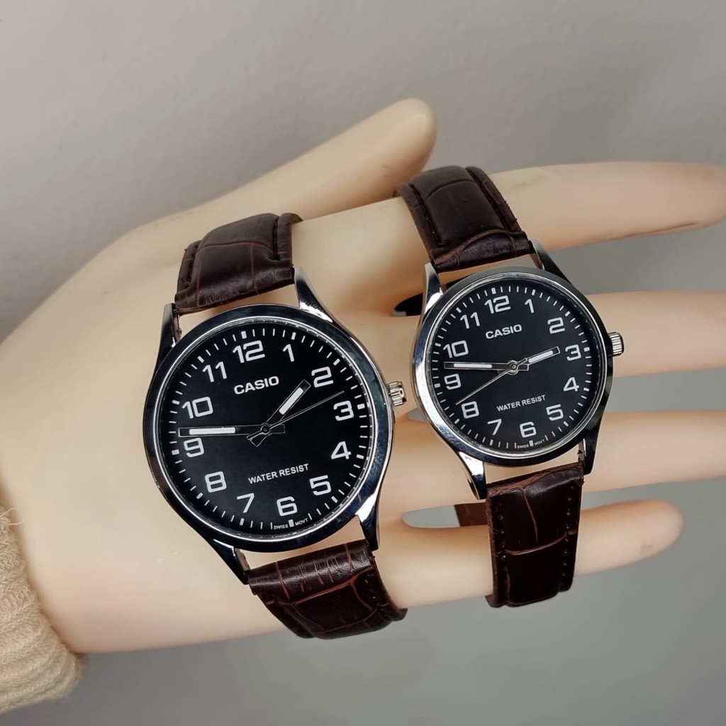 BISA COD Jam Tangan Couple / Jam Pasangan Casio V001L Kulit Free Box & Baterai Water Resist