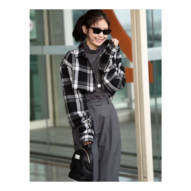 KEMEJA CROP HITAM PUTIH KOTAK-KOTAK/KEMEJA OOTD/KEMEJA BAGUS BANGET
