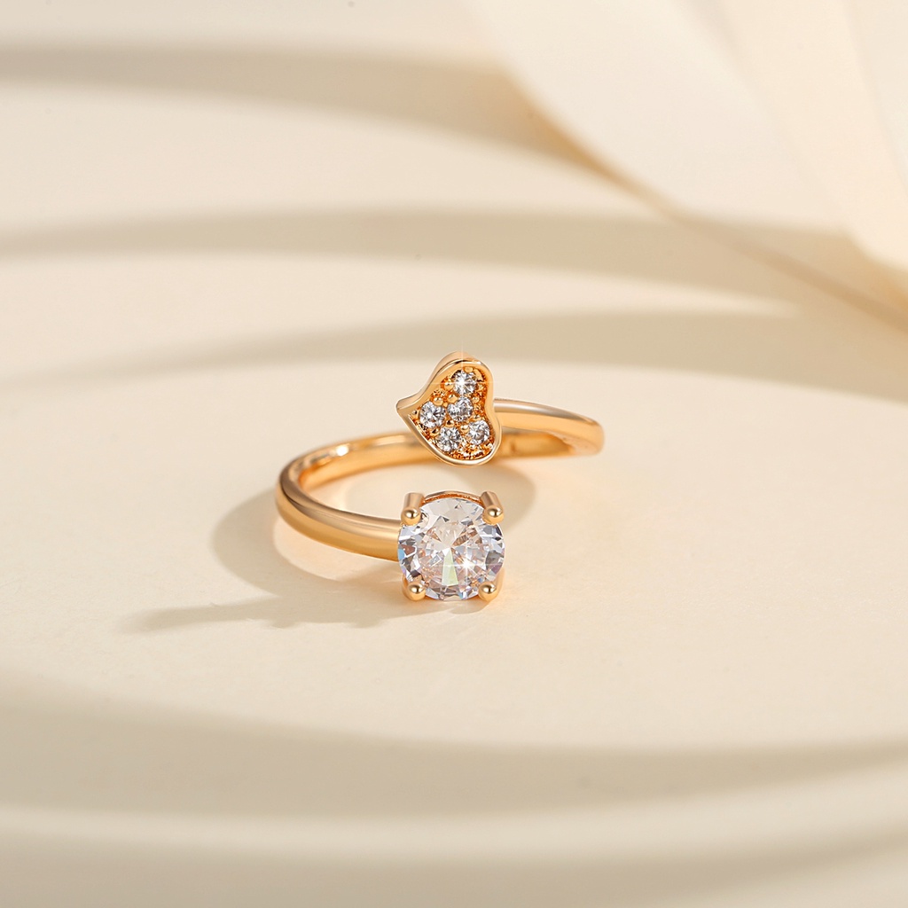 Y686【Barang spot】Cincin Berbentuk Hati Kristal Berlian Gaya Sederhana Wanita Fashion Perhiasan Kawin Titanium Cincin
