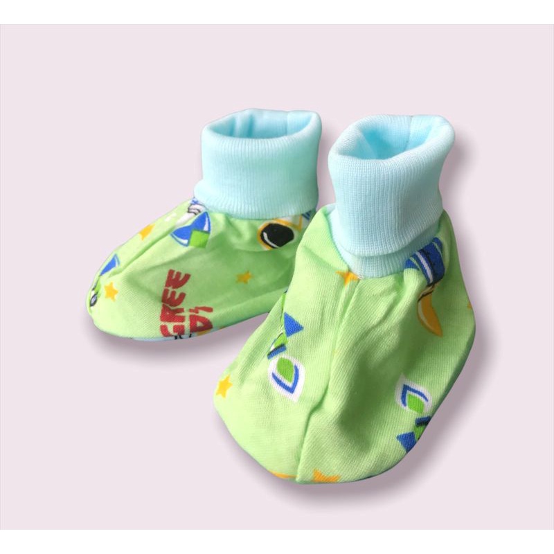 Baby shoes prewalker kaos kaki sepatu kain sarung kaki bayi baru lahir laki laki perempuan 0 3 bulan