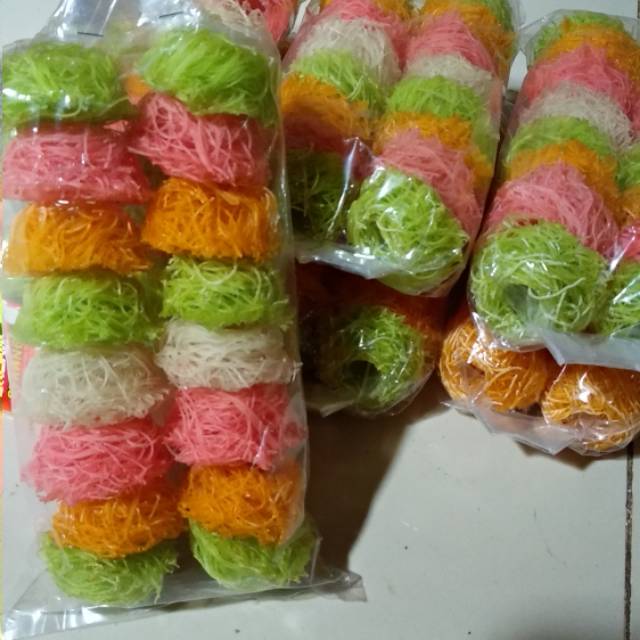 

Kerupuk Bihun Mentah 500gr, cara asik nikmatin bihun.