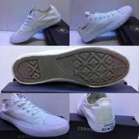 ND_SEPATU CONVERS 70S LOW WHITE PLAY CDG &quot;COMME DES GARCONS&quot; PREMIUM BNIB MADE IN VIETNAM