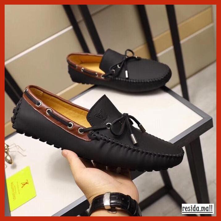 srefaolpria- sepatu terlaris sepatu loafers kulit asli louis vuitton ori black -asliiiiii.