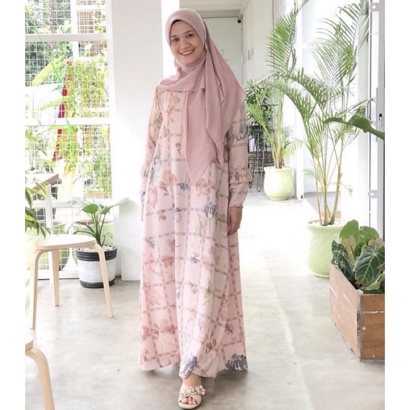 Preloved Desti Dress Pink by Ria miranda