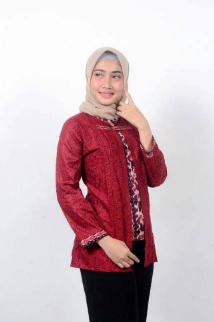 Couple batik Sarimbit Mega mendung merah