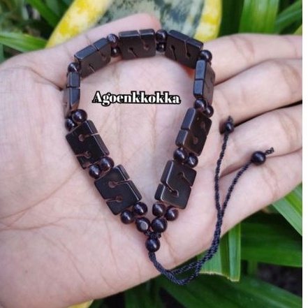 Gelang plat S Hitam kokka kaokah