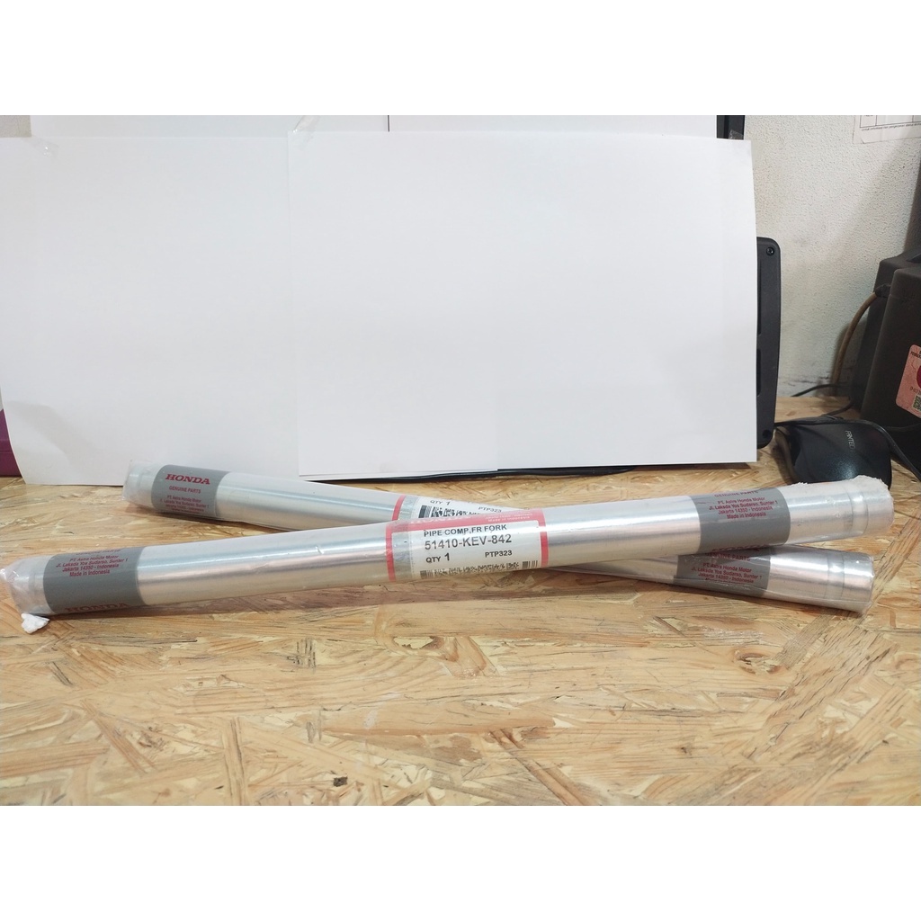 AS SHOCK PIPE COMP, FR FORK HONDA SUPRA FIT 51410-KEV-880