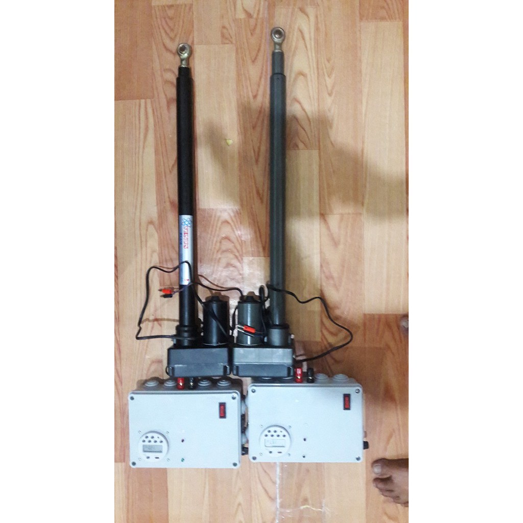 Alat Kontrol Pintu Otomatis Lubang Masuk Burung Walet