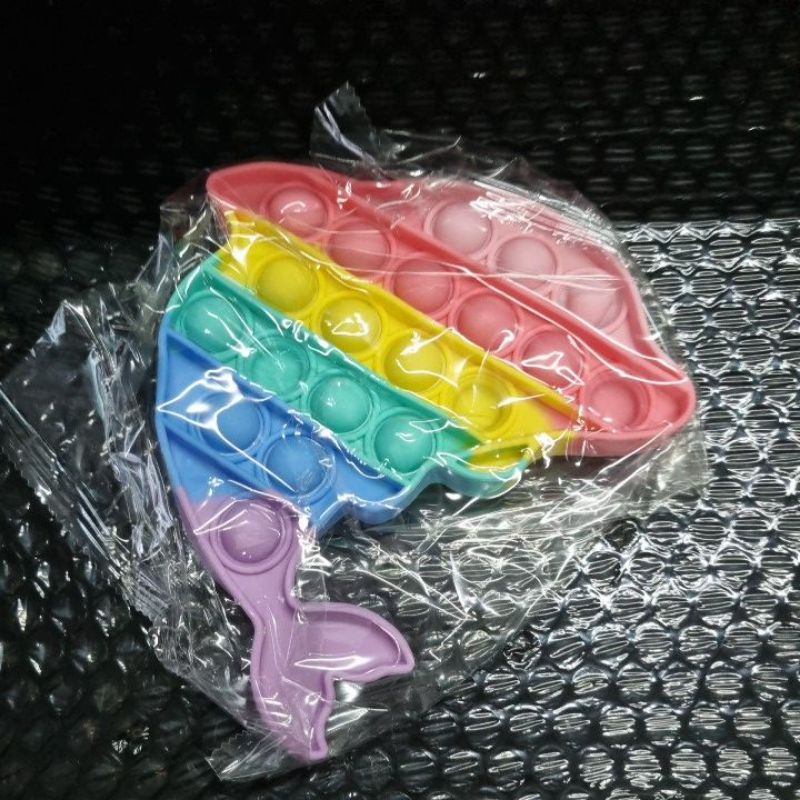 POP IT FIDGET TOY / POP IT PREMIUM ADA EMBOSSNYA / POP IT MURAH / POP IT FIDGET TOYS-Dolphine rainbow