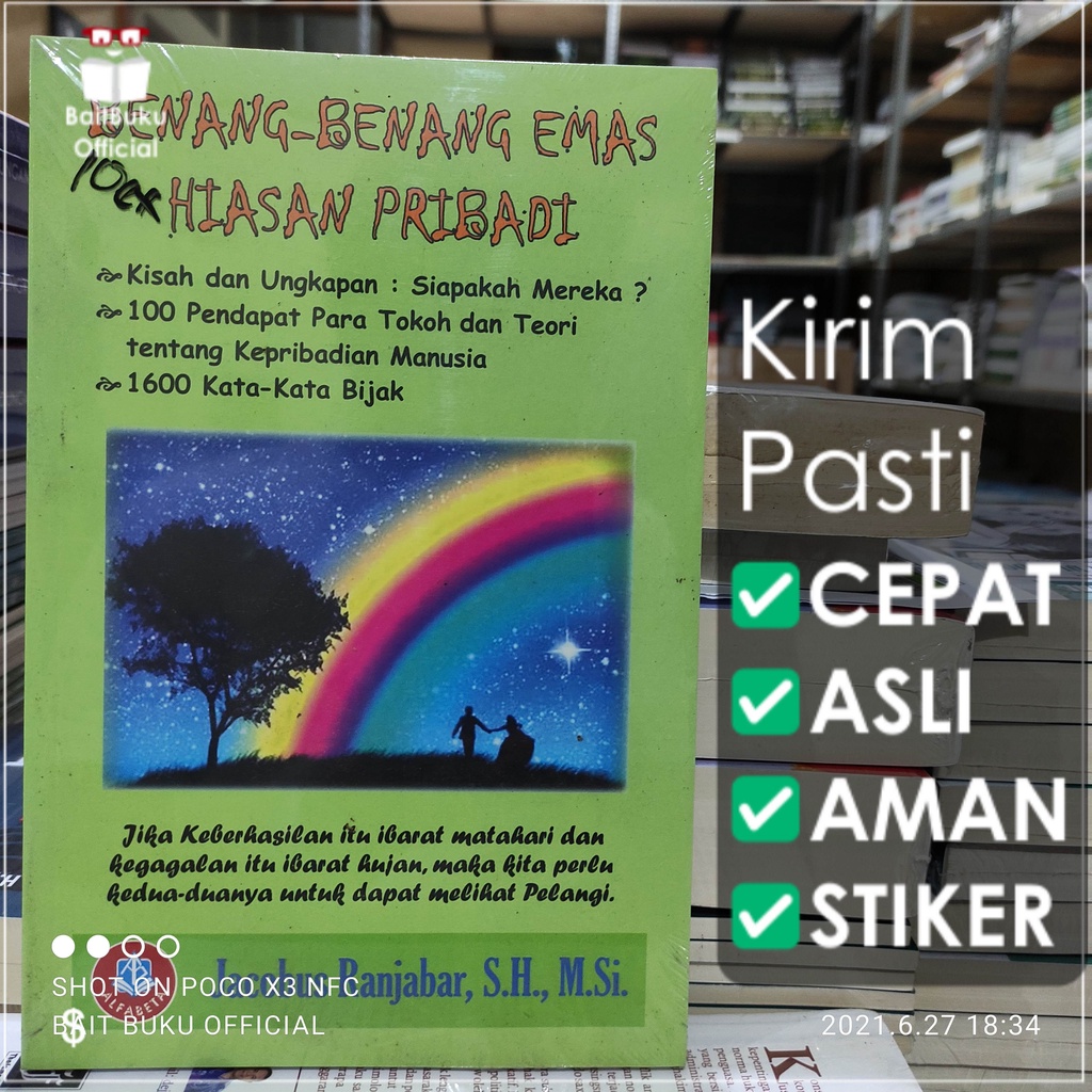 Benang benang emas hiasan pribadi