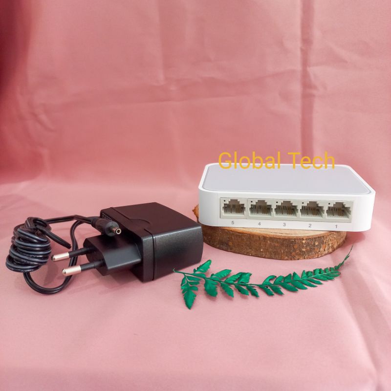 TP-LINK TL-SF1005D(UN) 5-Port 10/100Mbps Desktop Switch