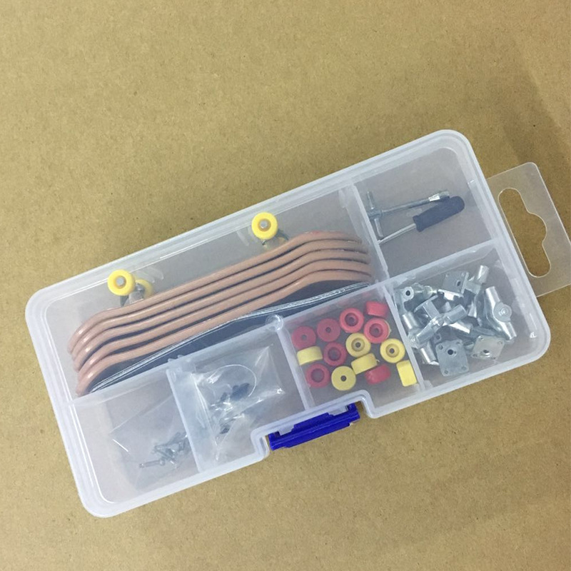 1 Set Mainan Skateboard Jari Mini Bahan Plastik Untuk Edukasi Anak