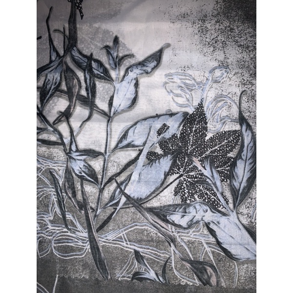 SEGIEMPAT VOALDENAY KW PREMIUM / HIJAB JILBAB SQUARE VOAL MOTIF LASER CUT-Motif 41