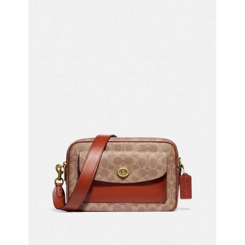COACH CASSIE CAMERA BAG IN SIGNATURE CANVAS