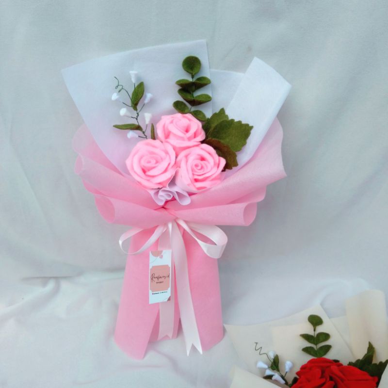 

Buket bunga flanel/ buket bunga/ buket wisuda/buket/mawar flanel