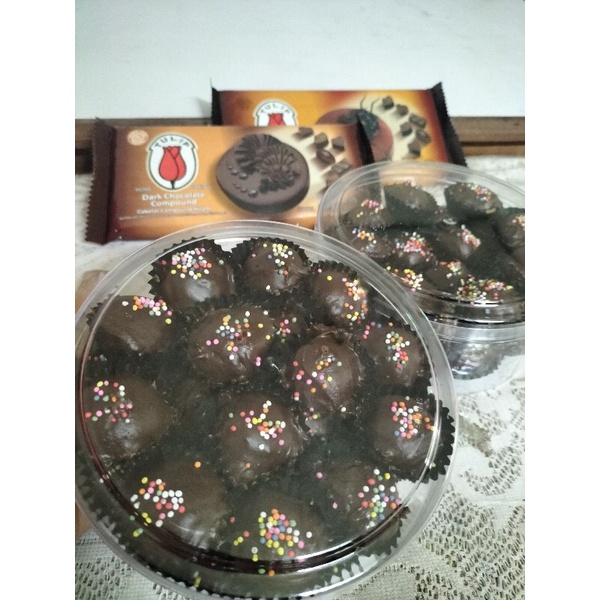 

bola coklat