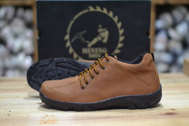 Promo Sepatu Pria Original Mining Shoes Cowok Semi Kulit Boots Kerja Boot Murah Terlaris terbaik