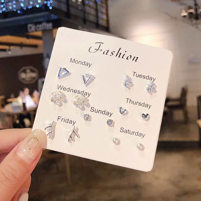 Set Anting Tusuk Kecil Gaya Korea
