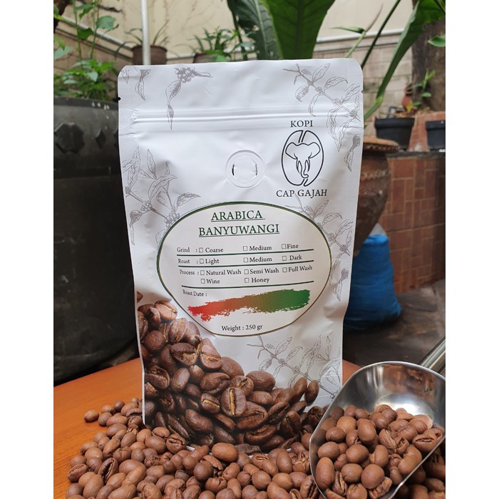 

Biji Bubuk Kopi Arabika Banyuwangi 250 gr Arabica Coffee