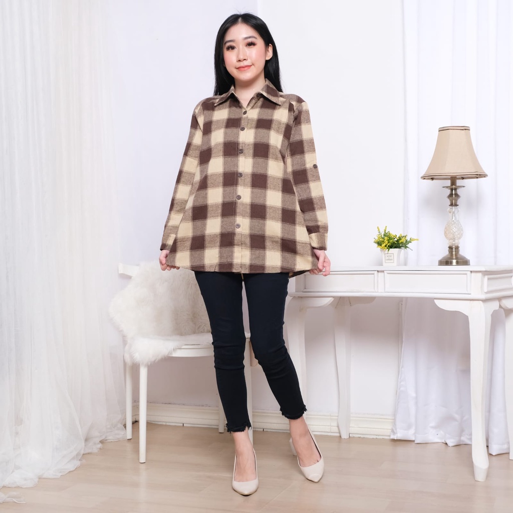 Clachella Kemeja Wanita Flanel Motif Kotak Besar, Baju Atasan Wanita B99B8553