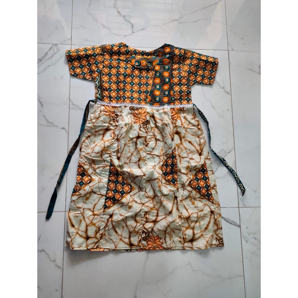 BATIK ANAK PEREMPUAN/BATIK SOLO ANAK CEWE/BATIK ELEGAN ANAK PEREMPUAN