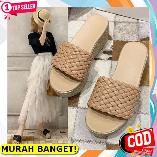 Sendal Wanita Kekinian Import Wedges / Sandal Gunung Wanita Korea Terbaru 2021 Slop Selop Santai Seh