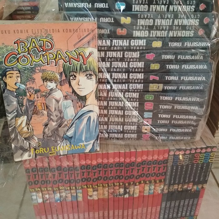 50 buku Komik GTO 1-25 + Shonan junai gumi 1-15 + Shonan 14 days Bad 1-9 + Bad company 1