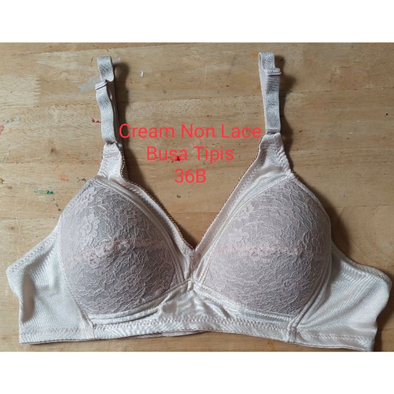 Bra Pabrikan Triumph Size 36B Cream Non Lace
limited Stock