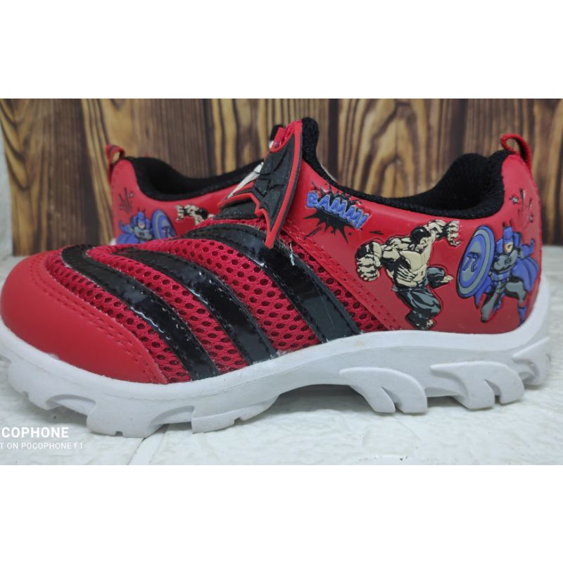 SEPATU ANAK SEVENRAY 28-32 karakter Batman harga obral bandrol Rp 159800