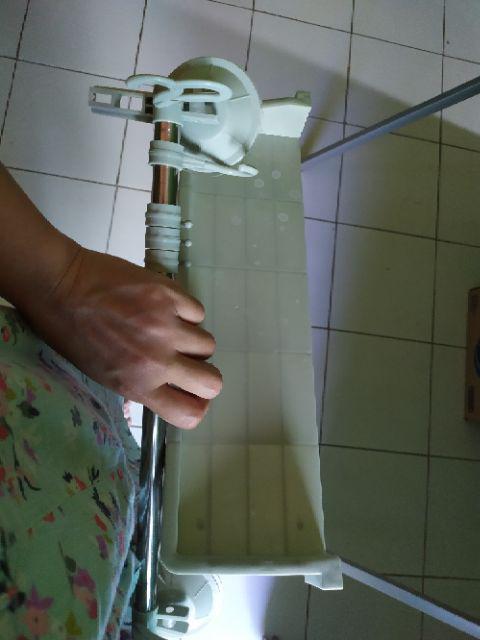 Rak Kamar Mandi Tempat Shampoo Handuk Odol Tanpa Paku/ Bor