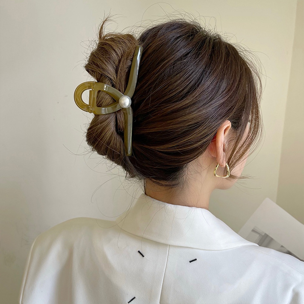 Jepit Rambut Wanita Bahan Akrilik Aksen Mutiara Dan Berlian Imitasi Gaya Vintage Untuk Musim Panas