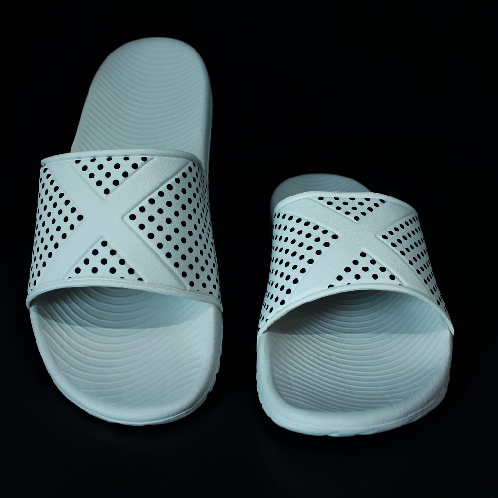 Sandal slip on/slide xabi pandawa - White  (100% original)