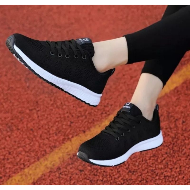 terlaris     sepatu snekears jogging wanita more it