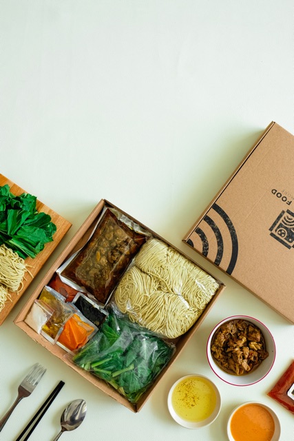 

Hampers Mie Ayam Box Baba Biya Food
