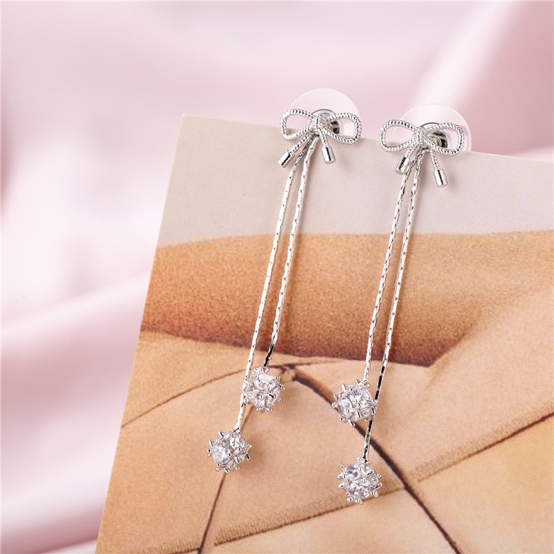 Anting Silver Perak S925 Wanita Fashion Murah AAS001 motif pita panjang cocok pesta