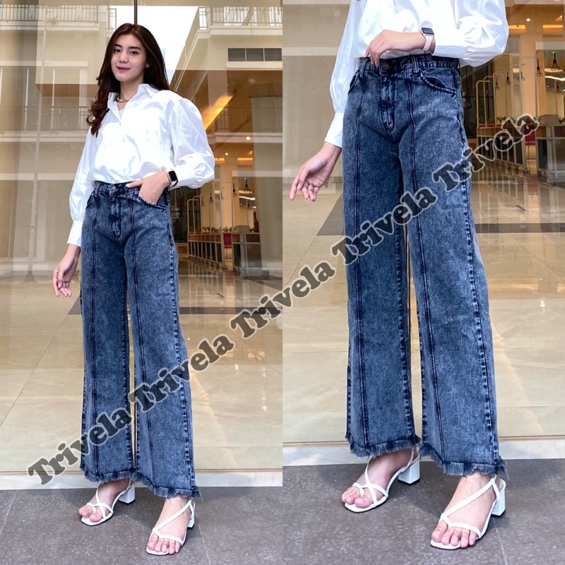 Kulot Tulang Rawis  / Front Line Cullotes Jeans Wanita