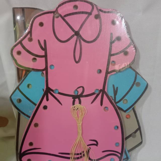 Mainan APE-  menjahit baju"