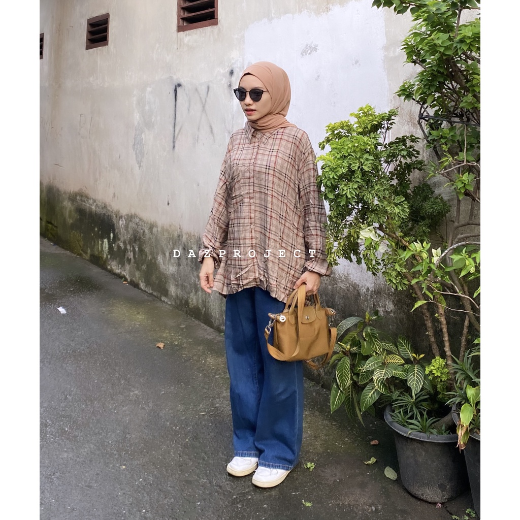 Oversized Kotak Naila Kemeja Katun Rayon Kemeja Oversized SHIRT by DAZPROJECT