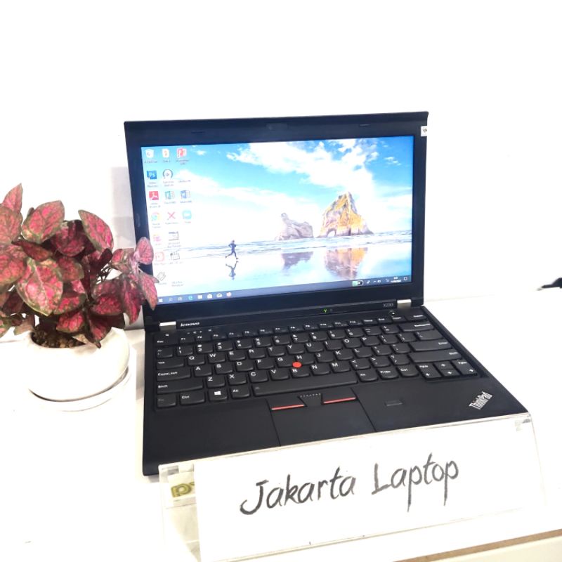 LENOVO THINKPAD X230i | CORE i3-3120M | GEN3 | RAM 16GB | SSD 512gb | MULUS MURAH BERGARANSI