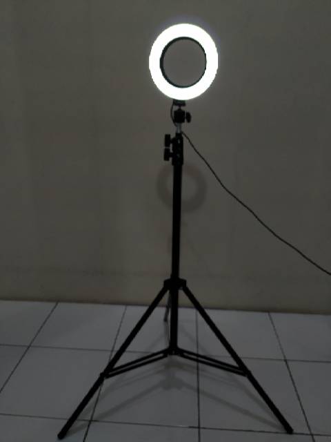 RingLight LED Kamera / Lampu Selfie 8W 6 Inch - RL-19